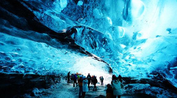 迈瑞医疗：第八届第五次董事会临时会议于1月28日召开